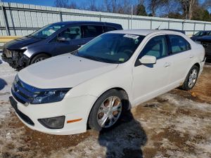 Ford Fusion SE 2.5L 4 2012