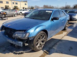 Chrysler 300 TOURING 3.6L 6 2023