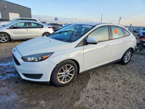 Ford Focus SE 2.0L 4 2015