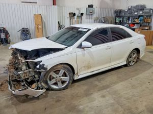 Toyota Camry L 2.5L 4 2013