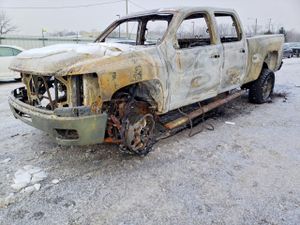 Chevrolet Silverado 1500 6.6L 8 2011