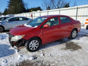 Toyota Corolla BASE 1.8L 4 2010