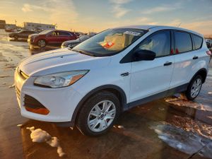 Ford Escape S 2.5L 4 2013