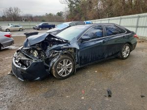 Toyota Camry LE 2.5L 4 2015