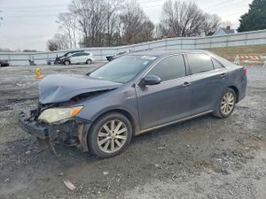 Toyota Camry HYBRID 2.5L 4 2012