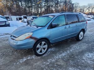 Toyota Sienna LE 3.3L 6 2006