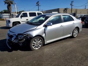 Toyota Corolla BASE 1.8L 4 2010