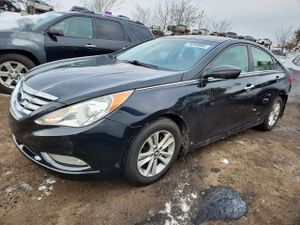 Hyundai Sonata GLS 2.4L 4 2013