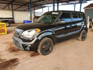 Kia Soul + 2.0L 4 2013