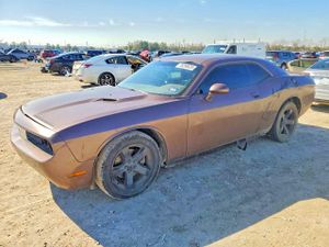 Dodge Challenger 3.6L 6 2013