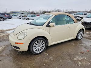 Volkswagen Beetle 2.5L 5 2010