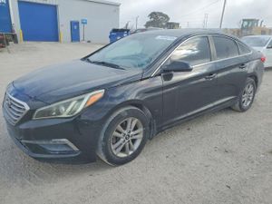Hyundai Sonata SE 2.4L 4 2015