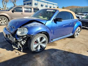 Volkswagen Beetle TURBO 2.0L 4 2013