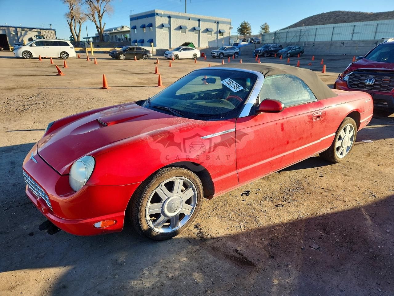 Ford Thunderbird 3.9L 8 2005