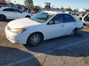Toyota Camry LE 2.4L 4 2005