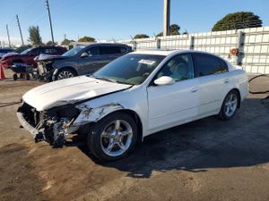Nissan Altima SE 3.5L 6 2005