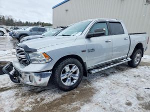 RAM 1500 SLT 5.7L 8 2014