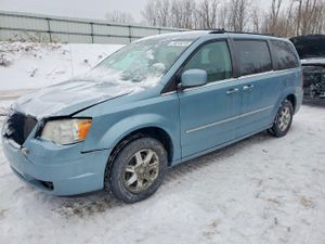 Chrysler Town & Country TOURING 3.8L 6 2009