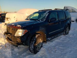 Nissan Pathfinder S 4.0L 6 2012