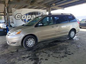 Toyota Sienna CE 3.3L 6 2006
