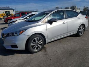 Nissan Versa SV 1.6L 4 2021