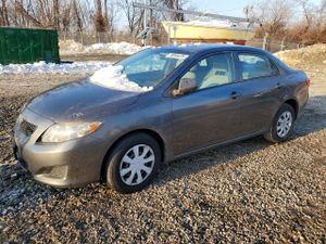 Toyota Corolla BASE 1.8L 4 2010