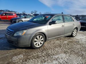 Toyota Avalon XL 3.5L 6 2005