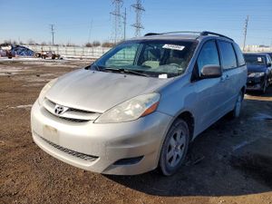 Toyota Sienna CE 3.5L 6 2007