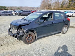 Nissan Versa S 1.8L 4 2011
