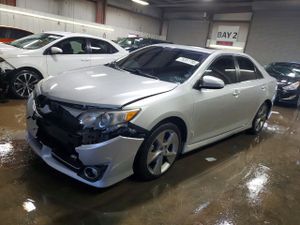 Toyota Camry SE 3.5L 6 2012