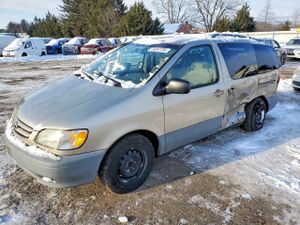 Toyota Sienna LE 3.0L 6 2002