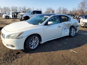 Nissan Maxima S 3.5L 6 2014