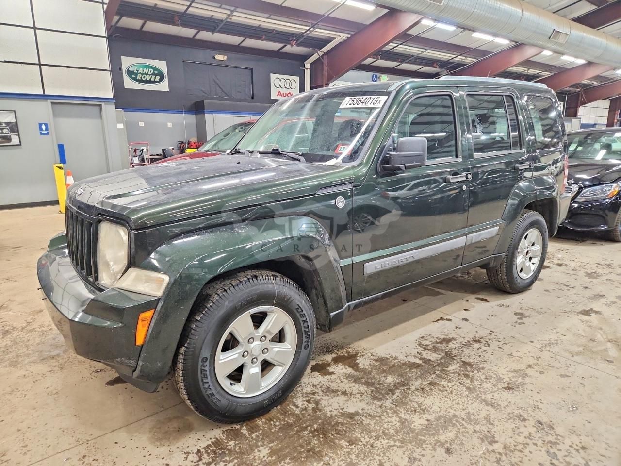 Jeep Liberty SPORT 3.7L 6 2011