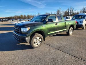 Toyota Tundra DOUBLE CAB SR5 5.7L 8 2010