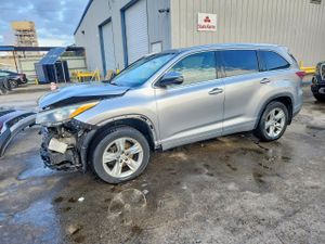 Toyota Highlander LIMITED 3.5L 6 2015