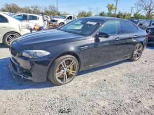 BMW M5 4.4L 8 2013