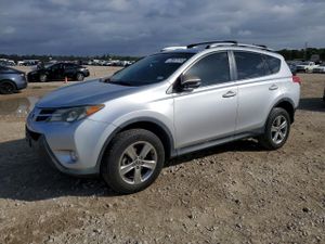 Toyota Rav4 XLE 2.5L 4 2015