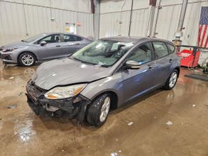 Ford Focus SE 2.0L 4 2014