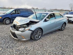 Toyota Camry LE 2.5L 4 2015