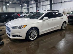 Ford Fusion SE 2.0L 4 2014