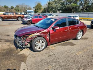 Nissan Altima SR 3.5L 6 2012