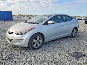 Hyundai Elantra GLS 1.8L 4 2012