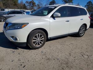 Nissan Pathfinder S 3.5L 6 2015