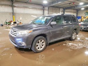Toyota Highlander BASE 3.5L 6 2013