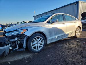 Ford Fusion SE 1.6L 4 2013