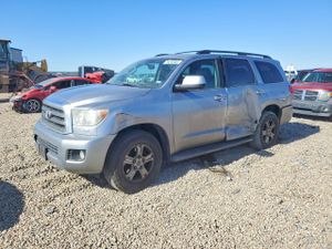 Toyota Sequoia SR5 5.7L 8 2012