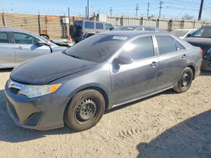 Toyota Camry BASE 2.5L 4 2012