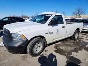 RAM 1500 ST 5.7L 8 2014