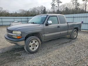 Chevrolet Silverado 1500 C1500 4.8L 8 2002