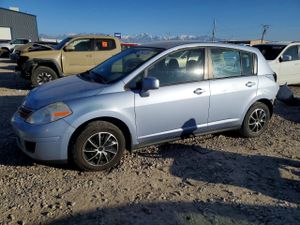 Nissan Versa S 1.8L 4 2011